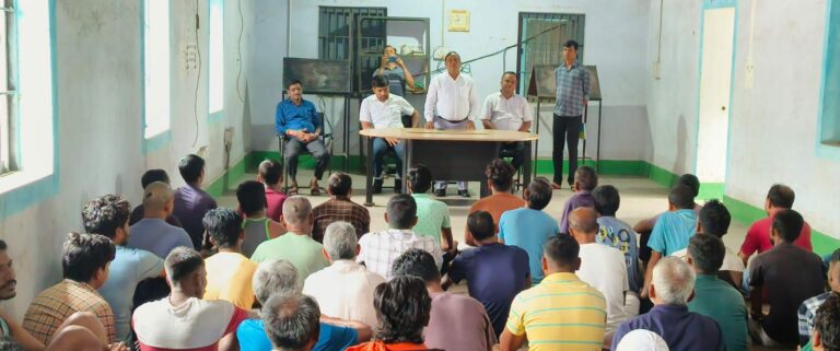 तेनुघाट जेल में जेल अदालत सह कानूनी जागरूकता शिविर का आयोजन किया गया ।