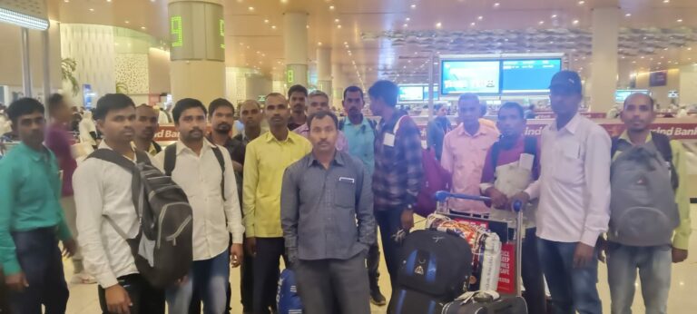 कैमरून में फंसे झारखंड के 27 प्रवासी मजदूरों की हुई सकुशल वतन वापसी।