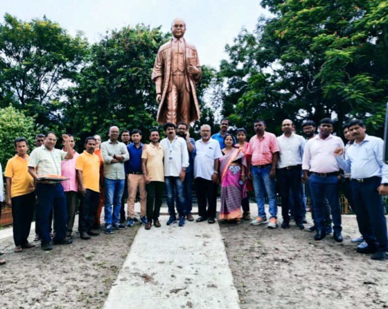 डीवीसी टावर्स, कोलकाता में डीवीसी ईडीसीएल केंद्रीय समिति की बैठक।