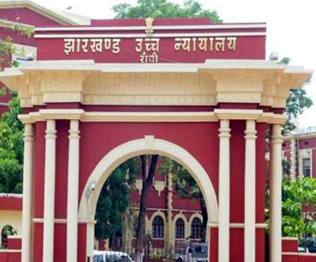 झारखंड में ट्राइबल आबादी लगातार कम होती जा रही है और केंद्र सरकार चुप है