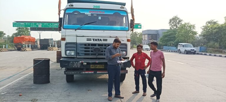 खनन विभाग ने चलाया सघन जांच अभियान, बिना चलान स्टोन चिप्स का परिवहन करते हुए एक ट्रैक्टर किया जब्त।