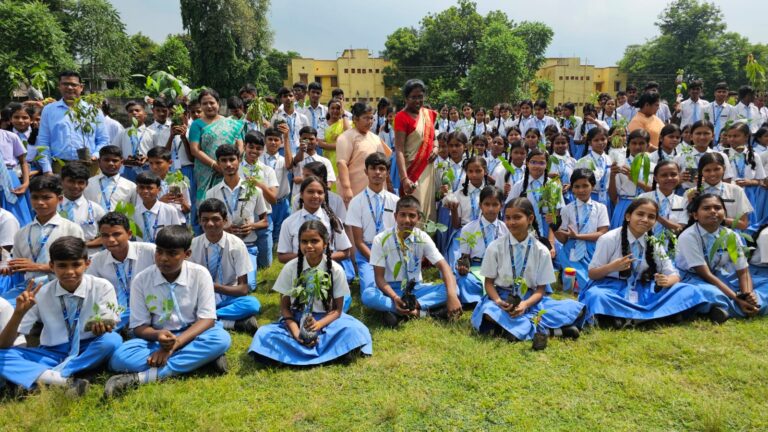 कार्मेल उच्च विद्यालय , बोकारो थर्मल मे ओजोन डे का आयोजन किया गया,