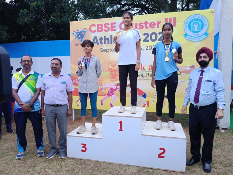 बोकारो थर्मल सेंत पॉल मॉडर्न स्कूल की दो छात्राओं ने जीता गोल्ड मेडल।