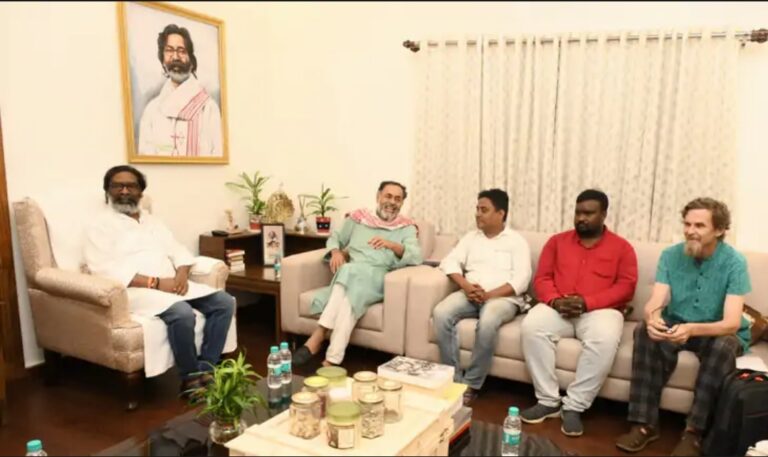 झारखंड जनाधिकार महासभा ने मुख्यमंत्री के समक्ष रखी अपनी मांगें