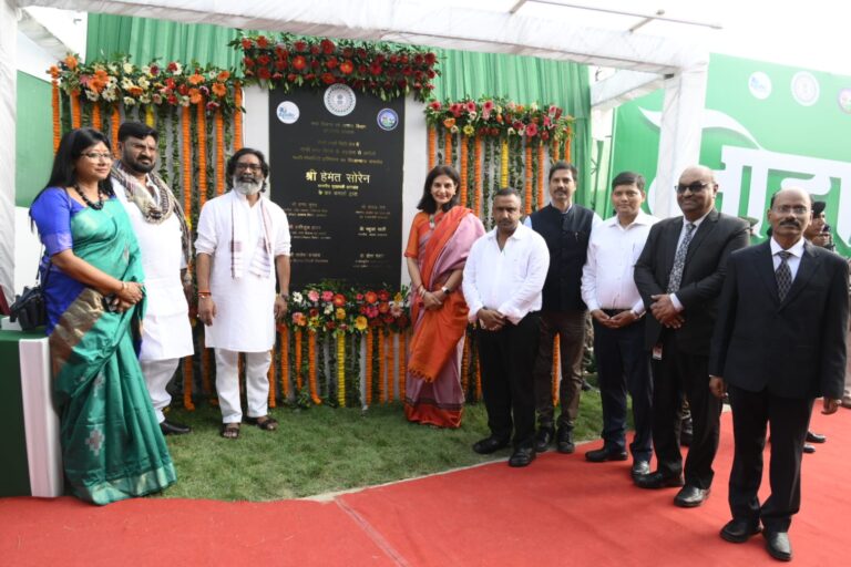 मुख्यमंत्री हेमन्त सोरेन ने अपोलो हॉस्पिटल इन्टरप्राइजेज के 300+ बेड मल्टी स्पेशलिटी हॉस्पिटल का किया शिलान्यास
