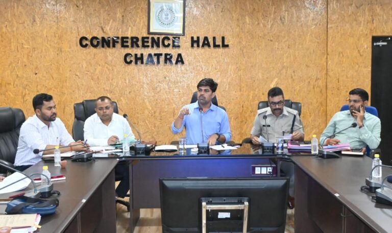 अवैध खनन, परिवहन व भंडारण के रोक थाम हेतु खनन टास्ट फोर्स की बैठक सम्पन्न।