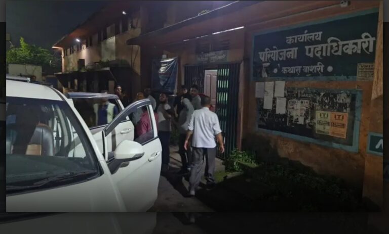 सीबीआई ने सीसीएल कथारा वाशरी के क्लर्क को रिश्वत लेते रंगे हाथ किया गिरफ्तार।