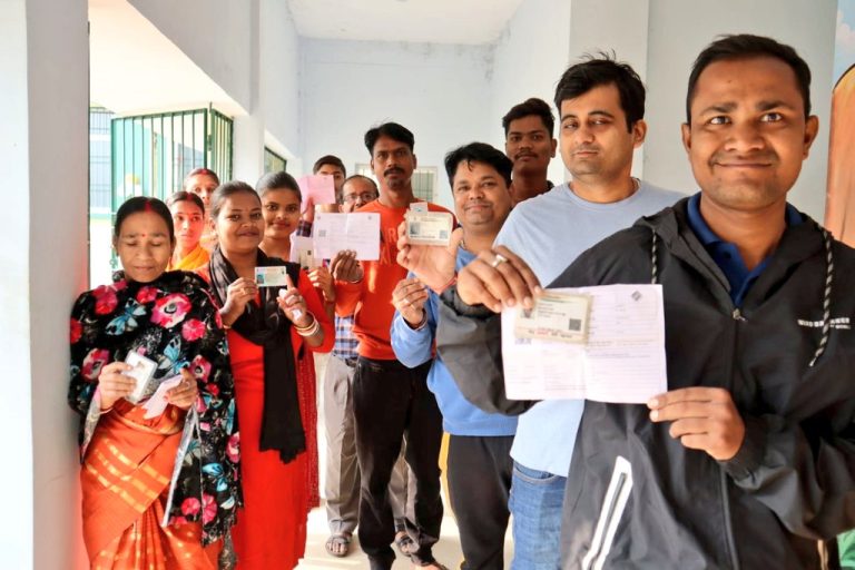 झारखंड विधानसभा के दूसरे चरण में दोपहर 1 बजे तक 47.92 प्रतिशत मतदान