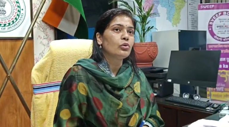 शांतिपूर्ण मतदान संपन्न, जिले में 63.63 फीसदी हुआ मतदानः डीईओ सह डीसी।