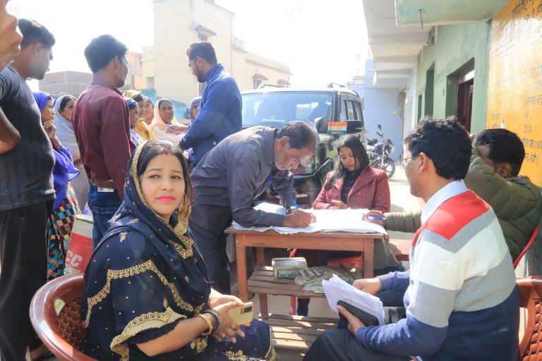 डीएसओ ने चंद्रपुरा के जविप्र दुकान का किया औचक निरिक्षण, खाद्यान्न कालाबाजारी का मामला उजागर।