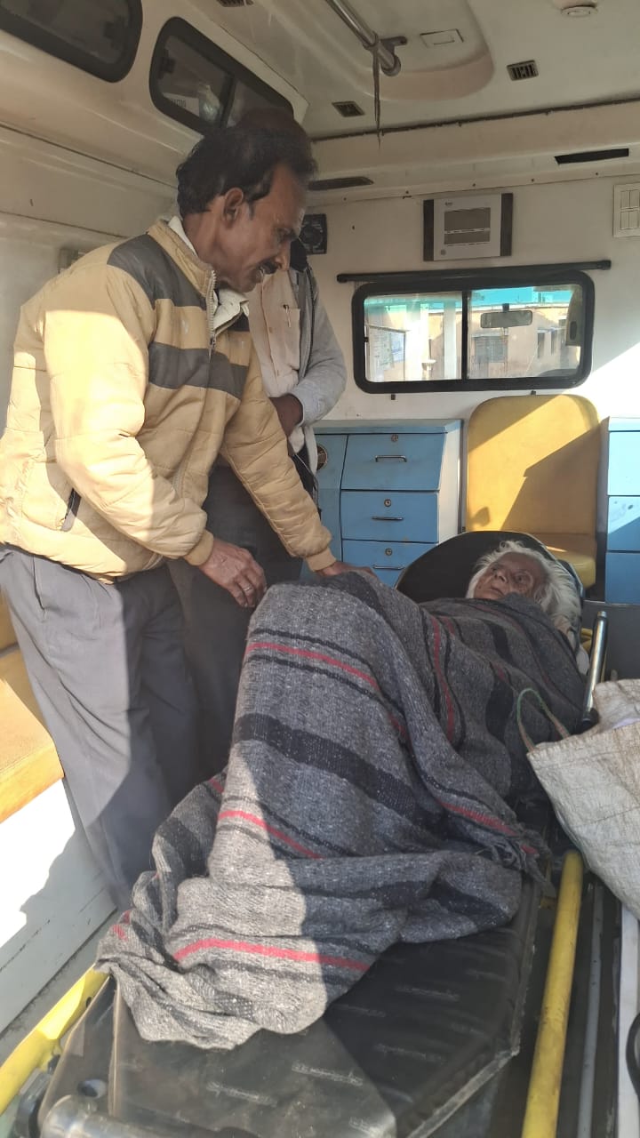 उपायुक्त के पहल पर 95 वर्षीय गंगा मनी को मिला परिवार का साथ।