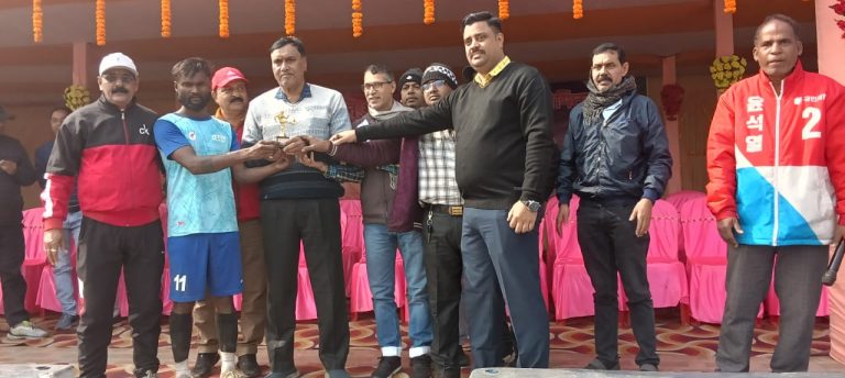 कथारा में आयोजित सीसीएल अंतर क्षेत्र फुटबॉल टूर्नामेंट 2025 के फाइनल में पहुंचा आम्रपाली चंद्रगुप्त क्षेत्र 