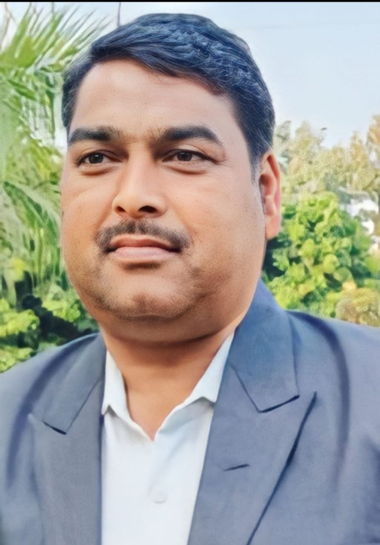 पतरातू प्रखंड में 7 करोड़ की लागत से सात सामुदायिक भवन का निर्माण होगा – महेंद्र महतो।