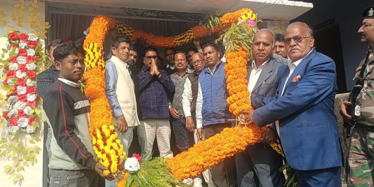 योगेंद्र प्रसाद का स्वागत सह सम्मान समारोह का आयोजन।