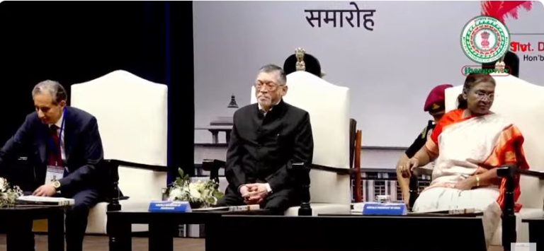 बीआईटी मेसरा ने भारत की माननीय राष्ट्रपति द्रौपदी मुर्मू की उपस्थिति में अपनी प्लेटिनम जुबली मनाई।