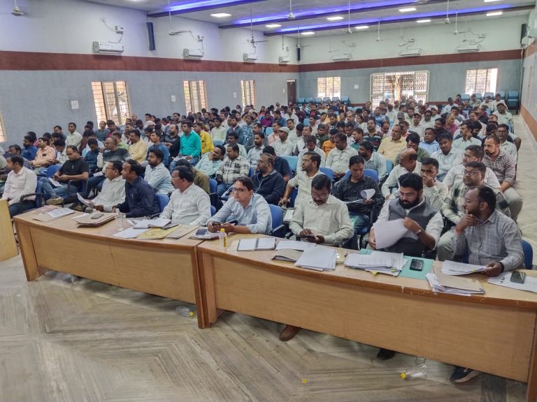 मनरेगा, आवास योजना, 15वीं वित्त योजनाओं की हुई समीक्षा।