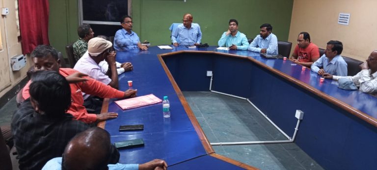 सीसीएल प्रबंधन और लहरियाटांड़ विस्थापितो के बीच में हुई वार्ता, 3 मार्च का चक्का जाम आंदोलन स्थगित।