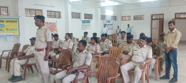 तेनुघाट व्यवहार न्यायालय परिसर में राष्ट्रीय लोक अदालत का आयोजन किया जाएगा।