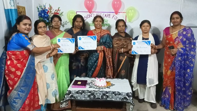 न्यू मिशन लाइफ केयर संस्था के तत्वाधान मे महिलाओं ने मनाई अंतरराष्ट्रीय महिला दिवस।