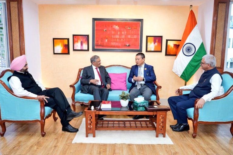 ECI meets with Election Commissioner of Bhutan Ugyen Chewang