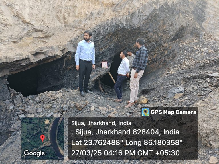बोकारो खनन विभाग द्वारा ताबड़तोड़ चलाया छापेमारी अभियान।