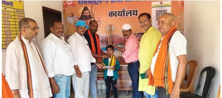 सर्व ब्राह्मण समाज ने टंडवा में मनाया भगवान श्री परशुराम जी की जयंती