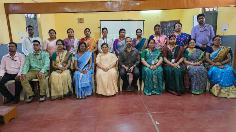कार्मेल उच्च विद्यालय में एक दिवसीय शिक्षक उन्मुखीकरण कार्यक्रम संपन्न…