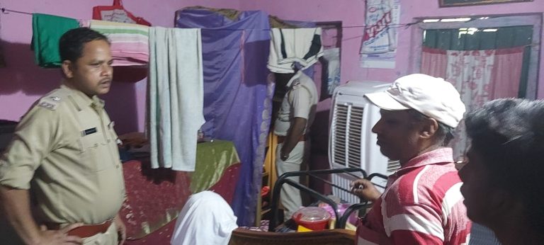 हेसला जनता नगर में दिनदहाड़े हुई लाखों रुपए के जेवरात की चोरी