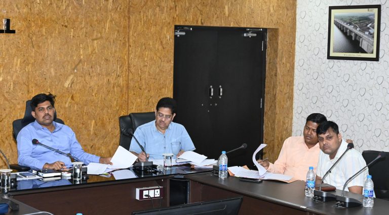 जिला योजना कार्यकारिणी समिति की बैठक