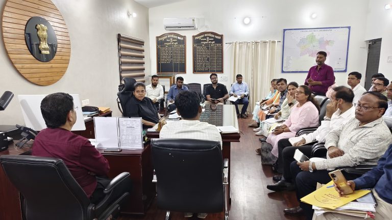Chatra: 15 से 30 जून 2025 तक चल रहे धरती आबा जनजातीय ग्राम उत्कर्ष विशेष अभियान की हुई प्रखंडवार समीक्षा।
