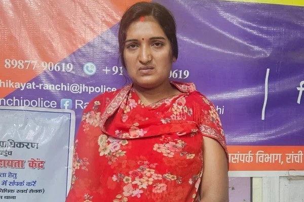 कुख्यात ब्राउन शुगर तस्कर भाभी जी अब पुलिस के शिकंजे में,पूरा परिवार धंधे में शामिल
