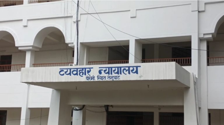 हत्या के आरोप में सिद्ध दोषी पाने के बाद आजीवन कारावास की सजा।
