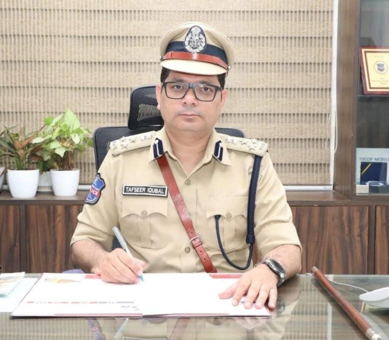धनबाद।तोपचांची का बेटा तफसीर इकबाल बना हैदराबाद का आइजी।