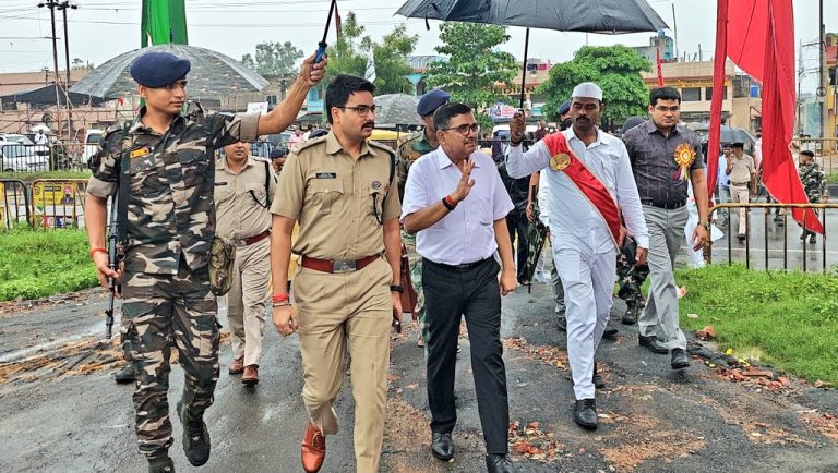 मुहर्रम पर्व को लेकर जिला प्रशासन सतर्क, विधि-व्यवस्था संधारण को लेकर डीसी-एसपी ने किया क्षेत्र भ्रमण।