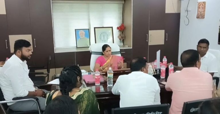 जिला परिषद गिरिडीह की बैठक संपन्न।