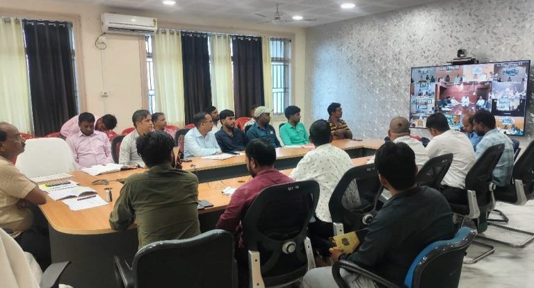 मुख्य निर्वाचन पदाधिकारी ने सभी जिलों के उप निर्वाचन पदाधिकारियों के साथ बैठक की, दिए जरूरी दिशा-निर्देश।