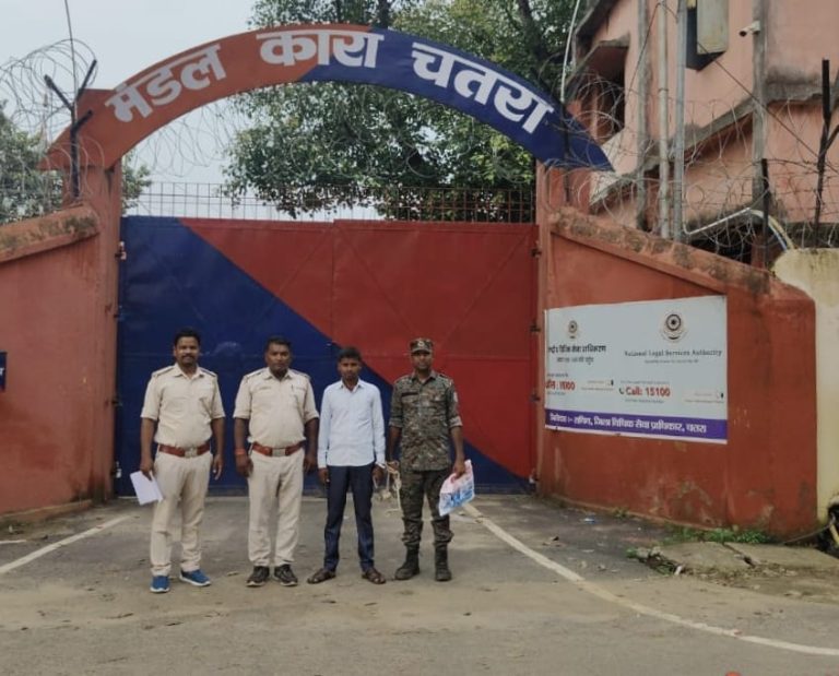 वन विभाग की ज़मींन पर क्यारी बनाना आरोपी युवक को पड़ा महंगा।
