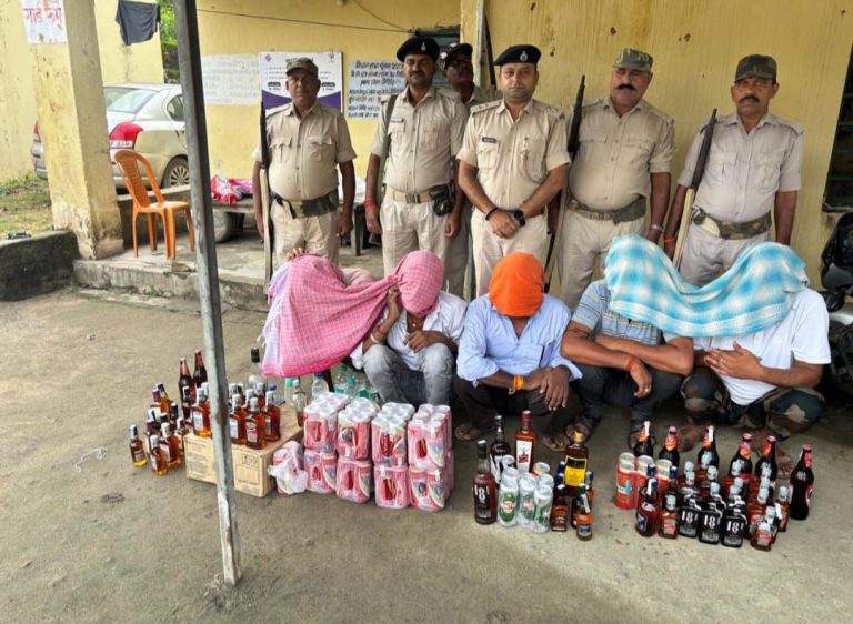 खोरीमहुआ अनुमण्डल अंतर्गत राजधनवार थाना एव गोरथम्बा ओoपीo के कई लाइन होटल एव ढाबो में छापामारी।