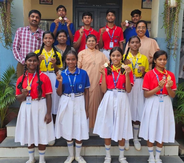 कार्मेल उच्च विद्यालय बोकारो थर्मल का खेलो झारखंड में शानदार प्रदर्शन, जीते कई पदक।