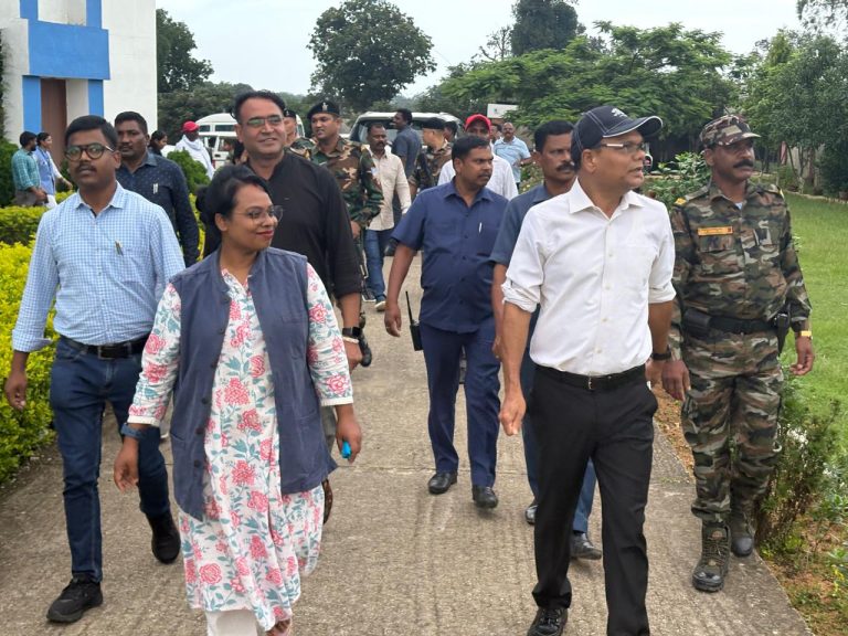 कल्याण मंत्री श्री चमरा लिंडा ने चान्हों ,रांची स्थित नर्सिंग कौशल कॉलेज का किया निरीक्षण