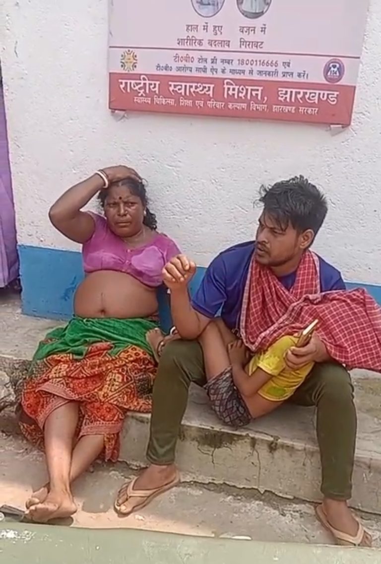 बिराजपुर गांव गड्ढे पानी में डूबने से दो बच्चे की मौत।