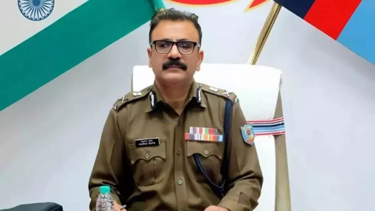 झारखंड डीजीपी नियुक्ति विवाद पर सुप्रीम कोर्ट में आज सुनवाई, केंद्र-राज्य में टकराव बरकरार