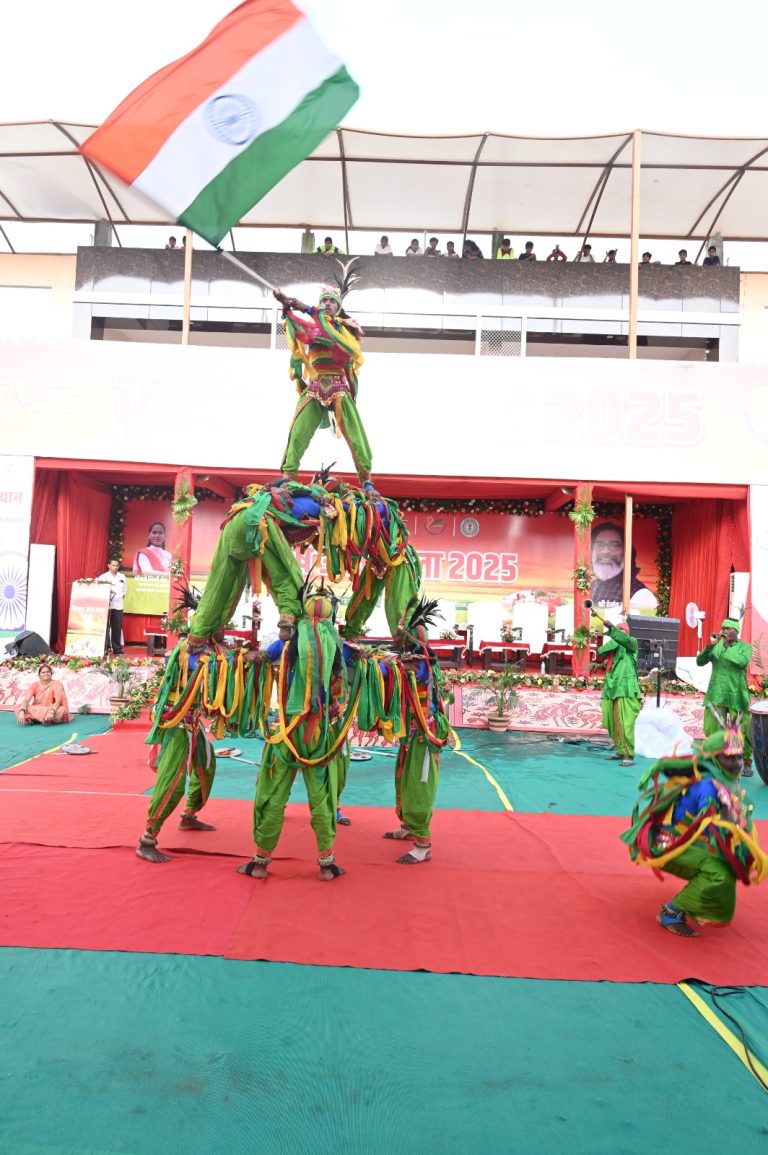 चतरा में कृषि उद्यम मेला का भव्य शुभारंभ किसानों के लिए नई दिशा, बिचौलियों की भूमिका खत्म।