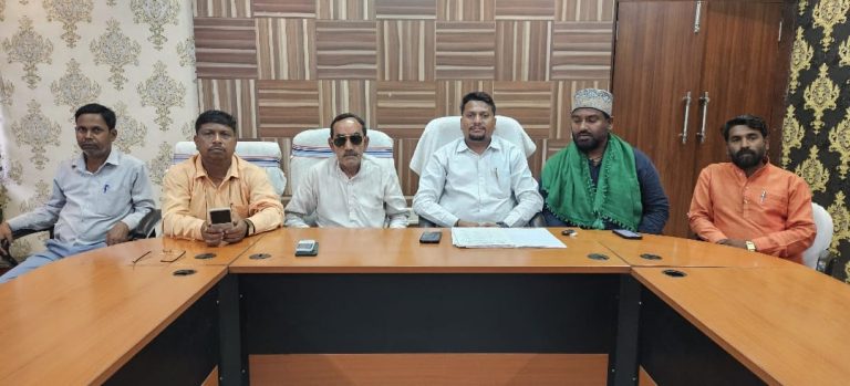 राष्ट्रीय जनता दल की गिरिडीह जिला कमिटी का हुआ विस्तार जिला अध्यक्ष इरफान आलम ने की घोषणा