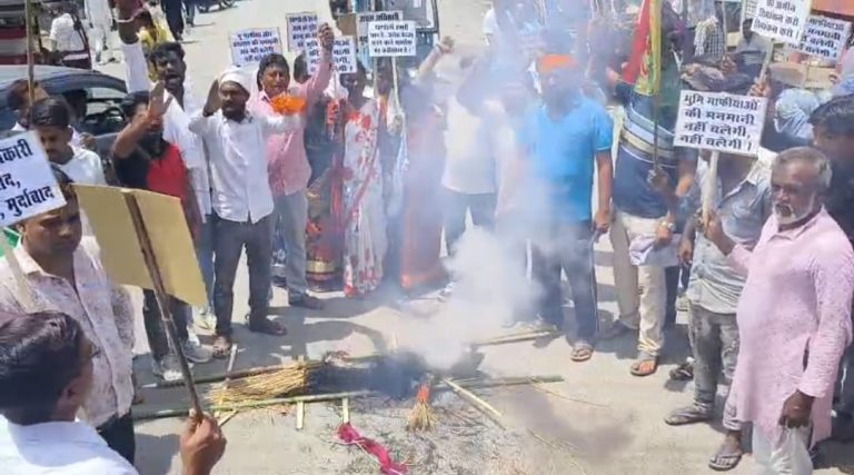 गिरिडीह में CO का शवयात्रा एवं पुतला दहन, JLKM ने खंडोली बचाओ अभियान की शुरुआत की