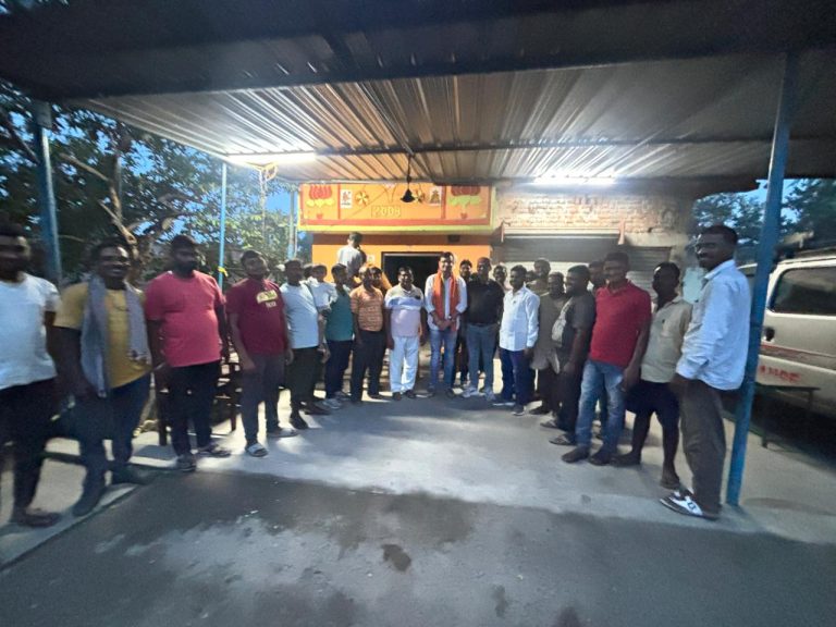 सेरनदाग में सीसीएल का सांसद प्रतिनिधि प्रेम विकास को हुवा भव्य स्वागत