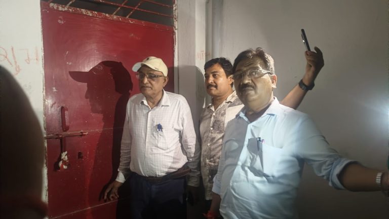 प्रसूता के मौत के बाद स्वास्थ्य विभाग की खुली नींद, सीएस ने झोलाछाप का क्लिनिक की सील