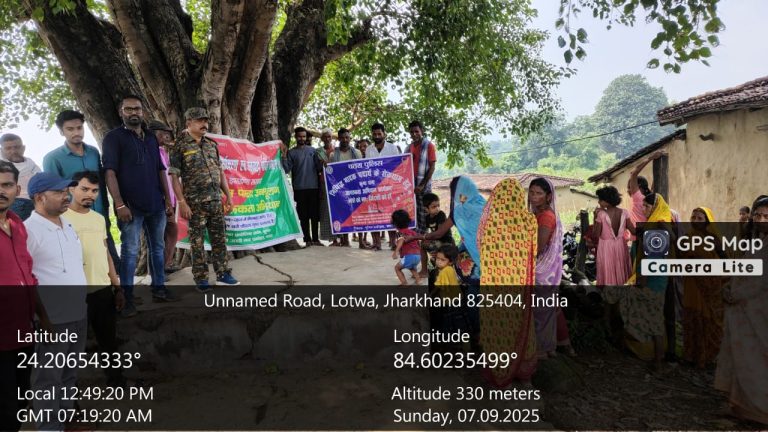 कुन्दा में अवैध अफीम खेती के खिलाफ जागरूकता अभियान, पुलिस ने दी वैकल्पिक फसलों की सलाह