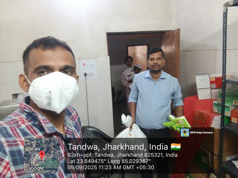सामुदयिक स्वास्थ्य केन्द्र टंडवा में प्रखण्ड स्तर पर निक्षय मित्रा दिवस मनाया गया एवं टीबी मरीजों को पोषण टोकरी वितरित हुआ।