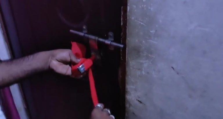 अवैध क्लिनिक को जिला प्रशासन ने बड़ी सूझबूझ के साथ किया सील।